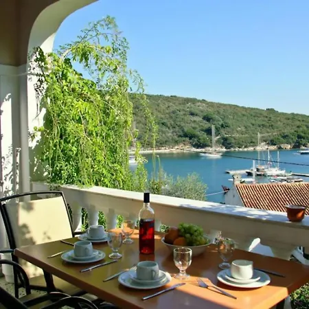 Irena Apartment Agios Stefanos Kassiopi