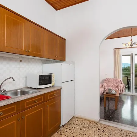 Irena Apartment *